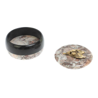 Шкатулка круглая &quot;Желуди&quot; камень креноид 10,5х10,5х6,5 см
