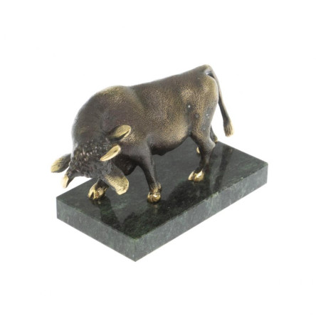 Бронзовая фигурка "Бык" на подставке из камня змеевик