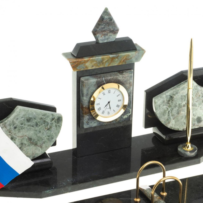 Настольный набор с гербом и флагом России камень офиокальцит