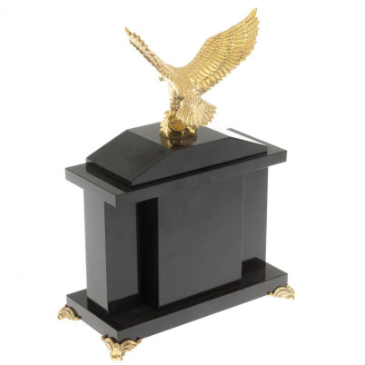 Часы &quot;Орел&quot; из яшмы 17,5х9х24 см