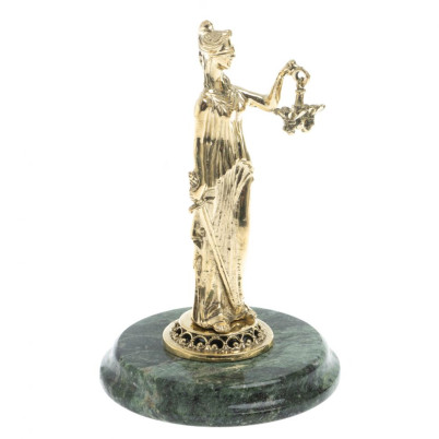 Статуэтка &quot;Фемида&quot; на подставке из змеевика