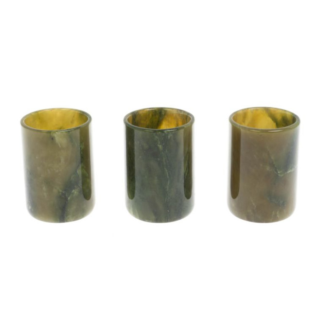 Набор их 3 стопок из нефрита 4х5,5 см 50 мл