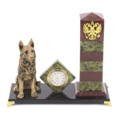 Часы из камня &quot;Пограничный столб&quot; лемезит змеевик мрамолит