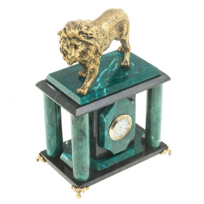 Часы &quot;Гордый лев&quot; камень змеевик