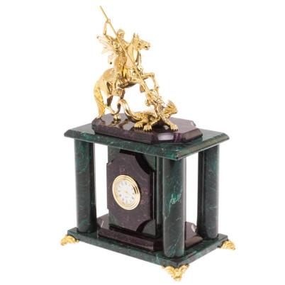 Часы "Георгий Победоносец" из шабровского змеевика 17х12х27 см