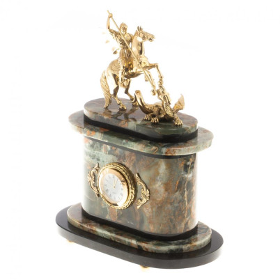 Часы &quot;Георгий Победоносец&quot; из офиокальцита