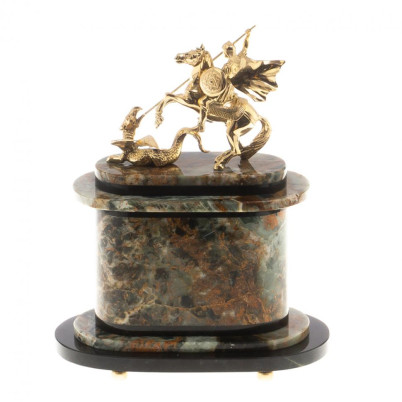 Часы &quot;Георгий Победоносец&quot; из офиокальцита