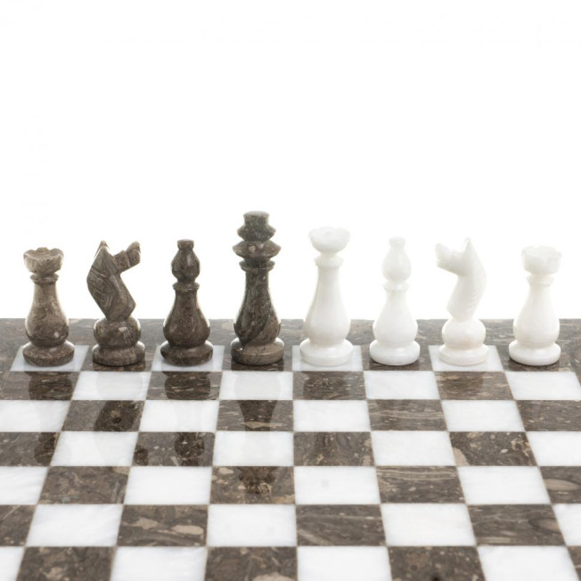 Шахматы сувенирные "Битва" камень мрамор ракушечник 25х25 см