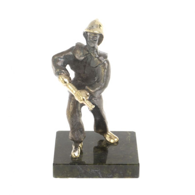 Статуэтка из бронзы &quot;Пожарный&quot;