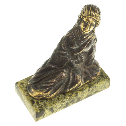 Статуэтка из бронзы на подставке из змеевика &quot;Гейша&quot;