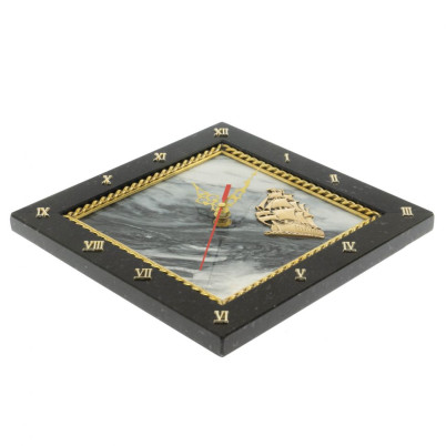 Часы настенные &quot;Парусник&quot; из змеевика и мрамора