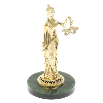 Статуэтка &quot;Фемида&quot; на нефрите 8х8х14,5 см