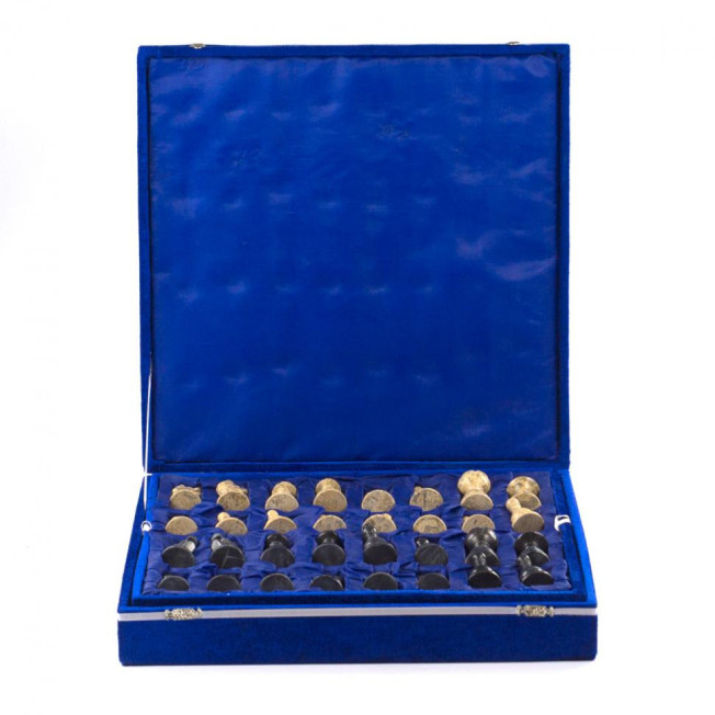 Декоративные шахматы из камня "Дебют" доска 38х38 см мрамор