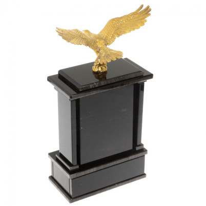 Настольные часы &quot;Орел&quot;из черного обсидиана