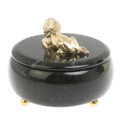 Шкатулка &quot;Лев&quot; из черного змеевика 15х15х12 см