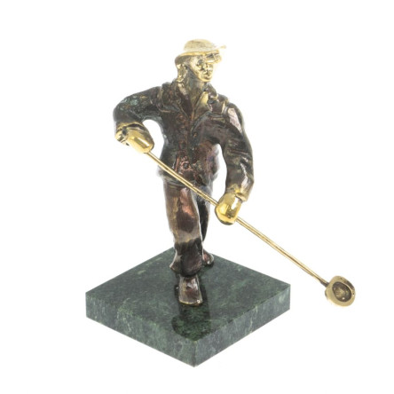 Статуэтка из бронзы "Сталевар" камень змеевик