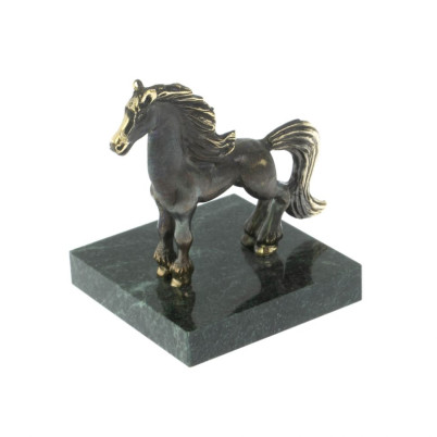 Статуэтка из бронзы &quot;Лошадка&quot; на шабровском змеевике
