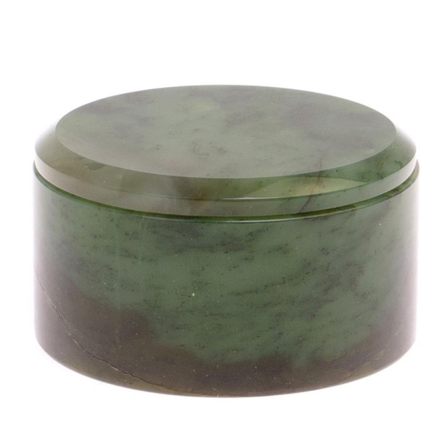 Шкатулка круглая из нефрита 7,5х4,3 см