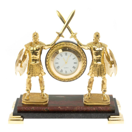 Часы "Гладиаторы" из яшмы и долерита 16,5х7х16,5 см