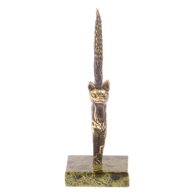 Статуэтка из бронзы &quot;Кошка с длинным хвостом&quot; на подставке из змеевика