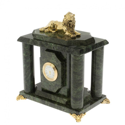 Часы "Лев" из шабровского змеевика