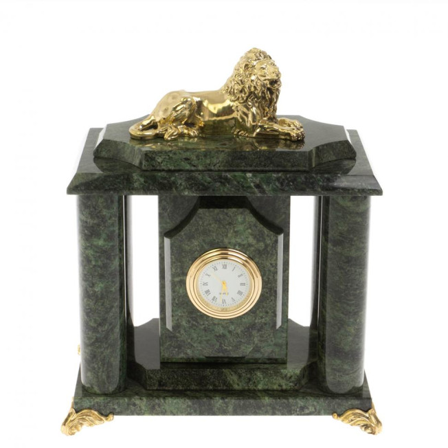 Часы "Лев" из шабровского змеевика