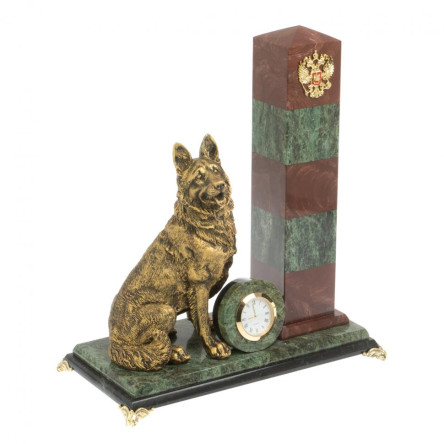 Подарочные часы из камня "Пограничный столб"