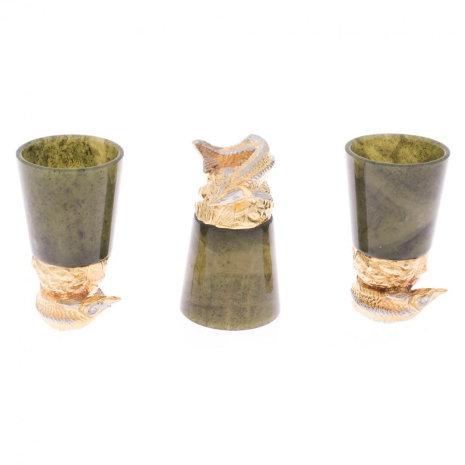 Стопки перевертыши "Осетры" 3 шт камень нефрит бронза Златоуст