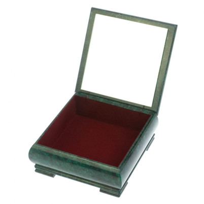 Шкатулка &quot;Хозяйка медной горы и Данила мастер&quot; из змеевика 18х18х8 см