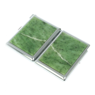 Портсигар 20 сигарет с зажигалкой камень нефрит