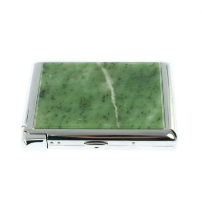Портсигар 20 сигарет с зажигалкой камень нефрит